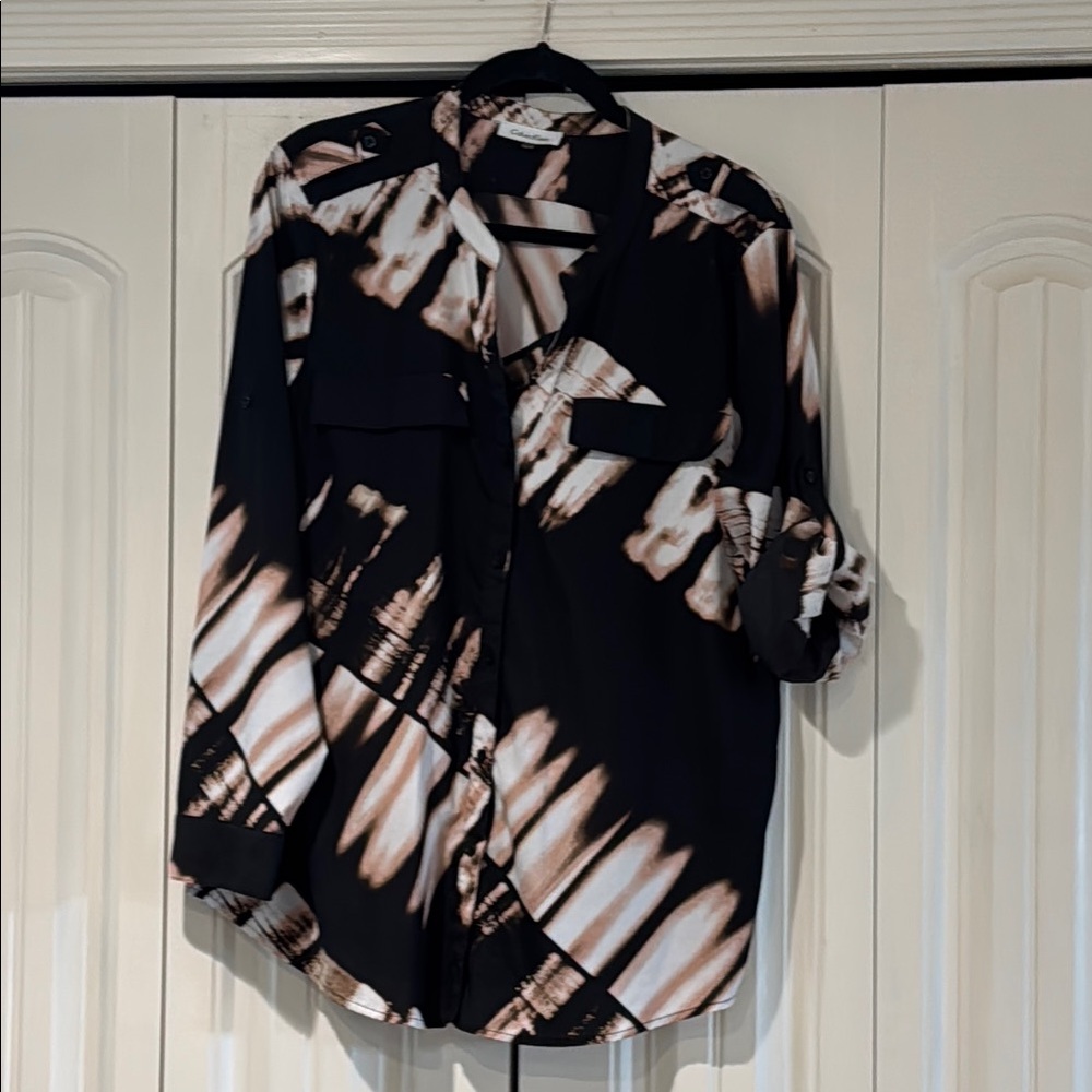 Stylish Black and White Women's Top